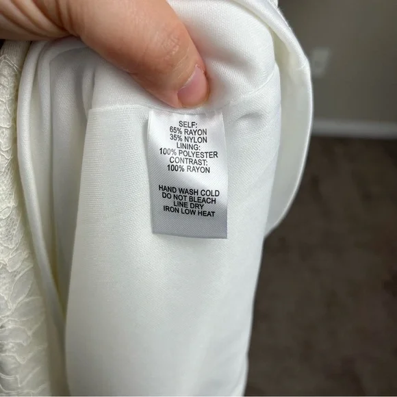 NWT LULUS LET’S GO OUT TONIGHT WHITE LACE STRAPLESS BODY CON DRESS SIZE MEDIUM - Picture 16 of 16